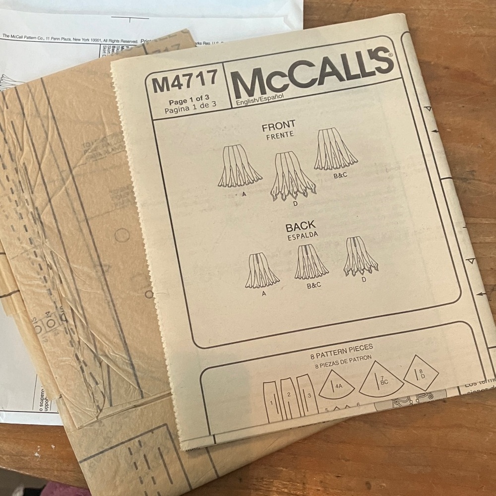 McCall's Women's A-Line Skirt Sewing Pattern - Picture 6 of 9